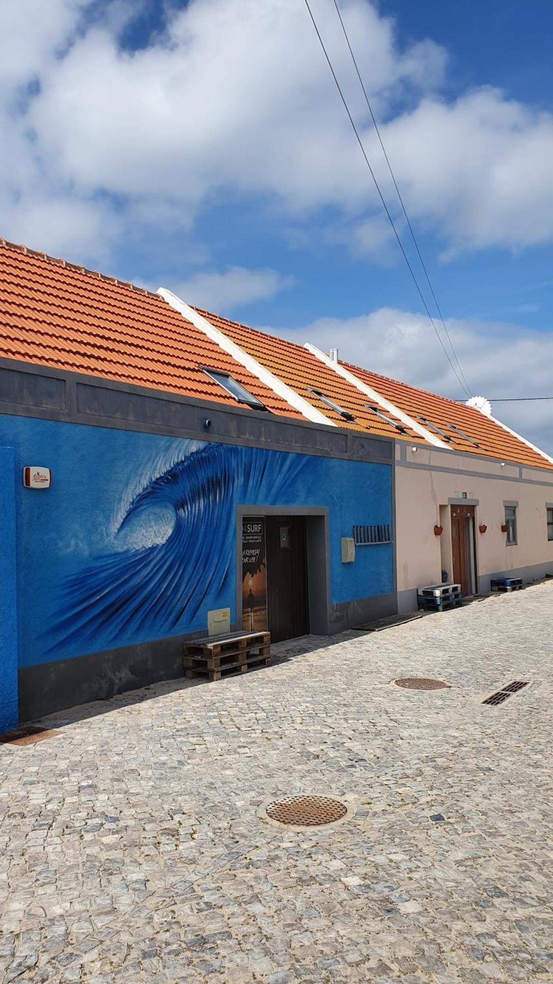 Go4Surf Beach Lofts Peniche Bagian luar foto